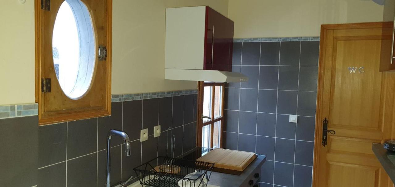 Studio Tres Spacieux Avec Cour, En Plein Coeur De ! * Carcassonne